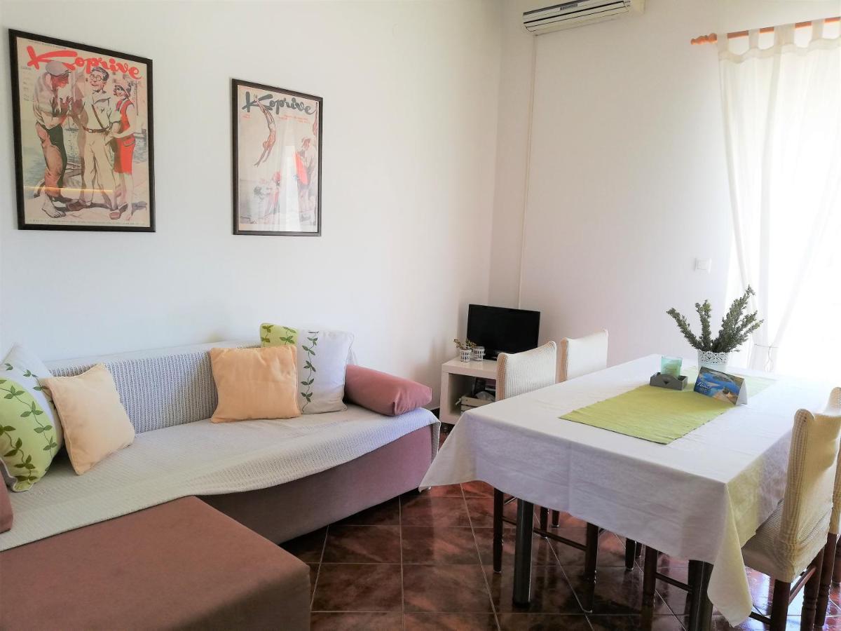 Apartment Anzotika Нин Экстерьер фото